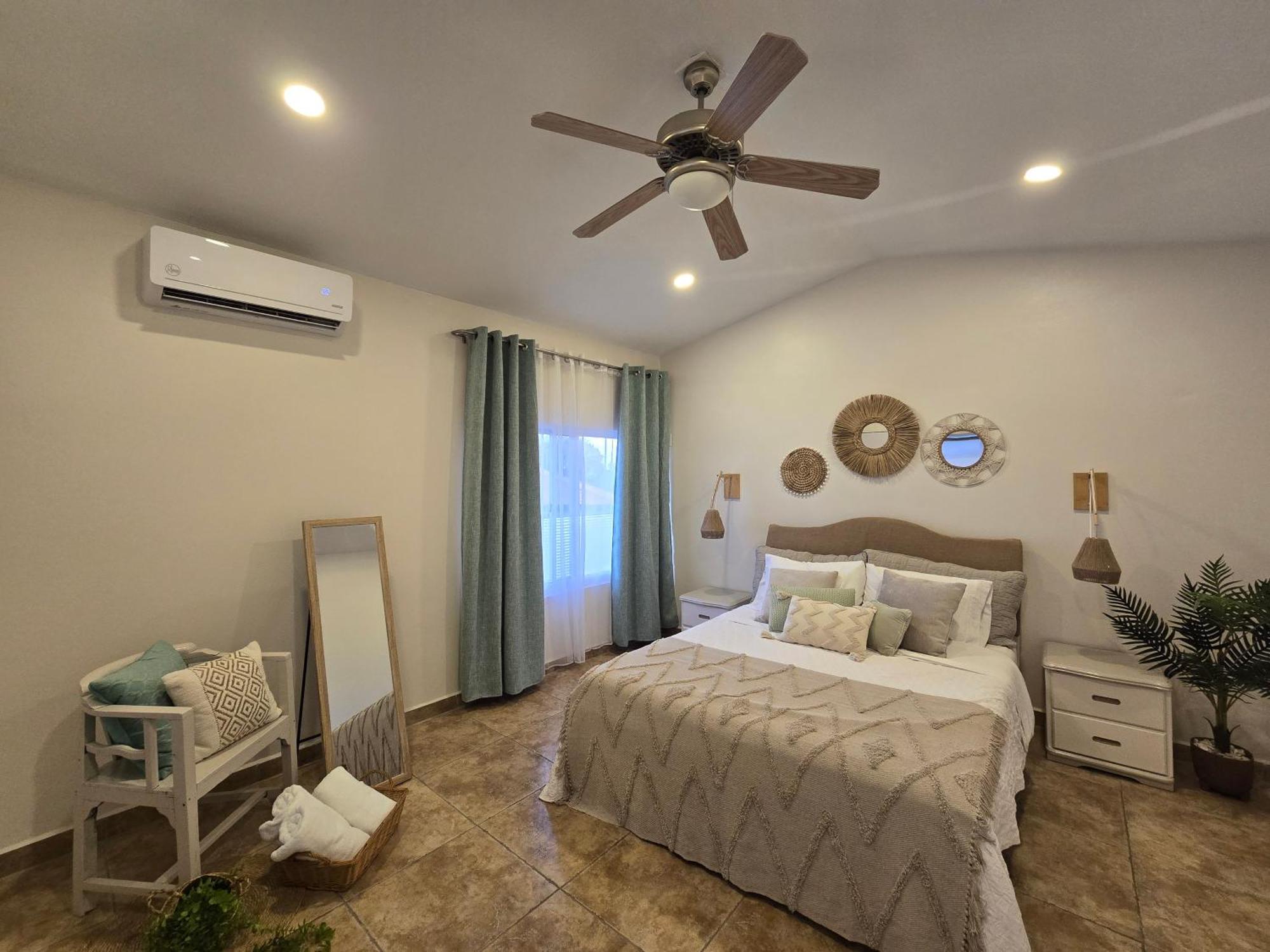 Rooi Santo Residence Палм Бийч Екстериор снимка